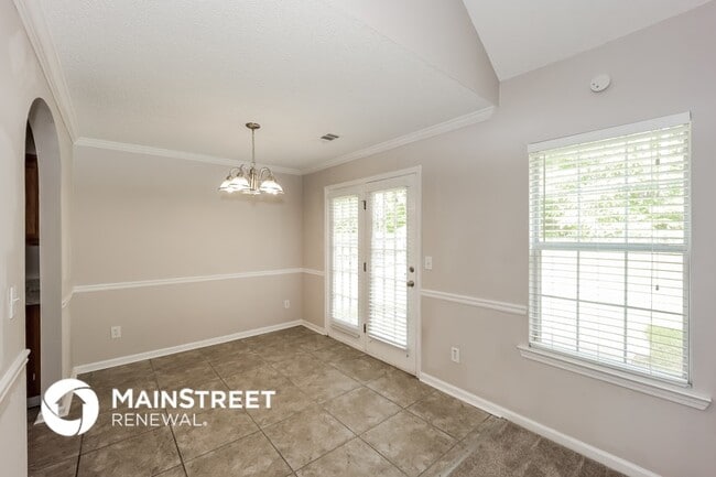 Photo - 714 Rosewood Cir