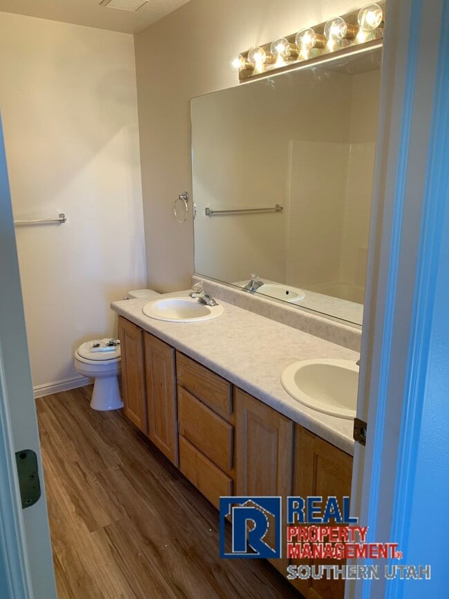 Photo - Pretty Parkside Duplex