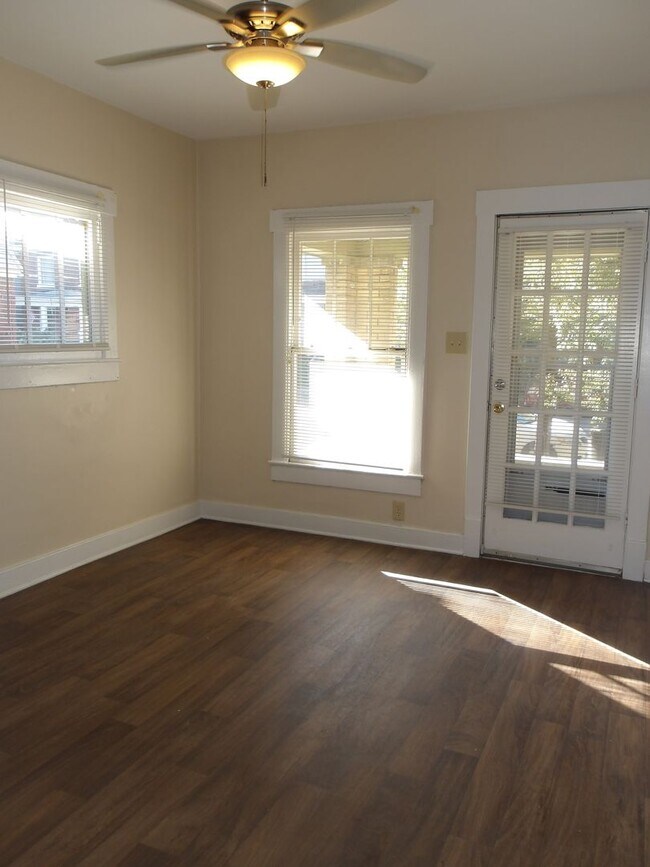 629 W Ormsby Ave Unidad 629 w. ormsby-1