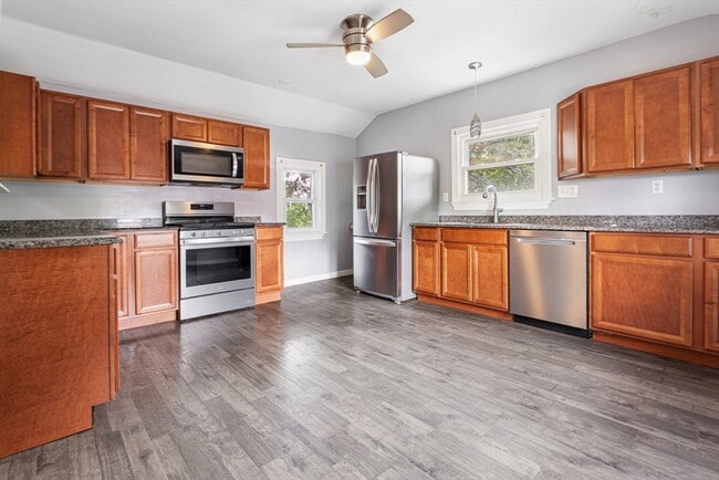 49 Prospect St Unit 2