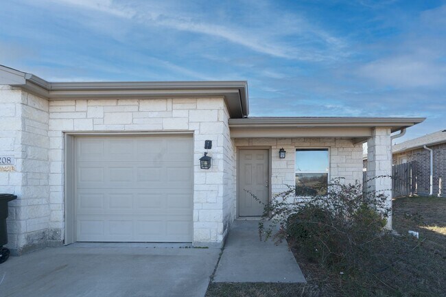 Photo - 208 Lowes Blvd Unit B