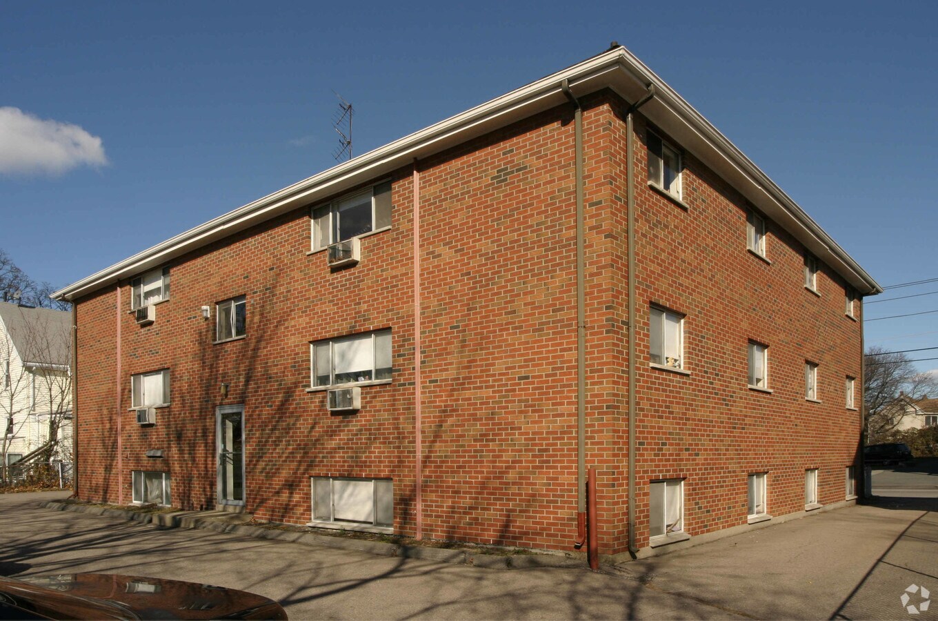 Photo - 7-9 Holmes St