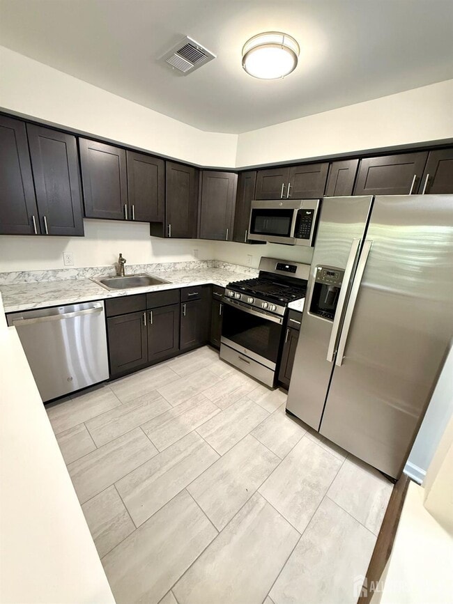 Photo - 1238 Waterford Dr