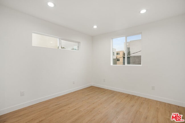 Photo - 4232 Rosewood Ave