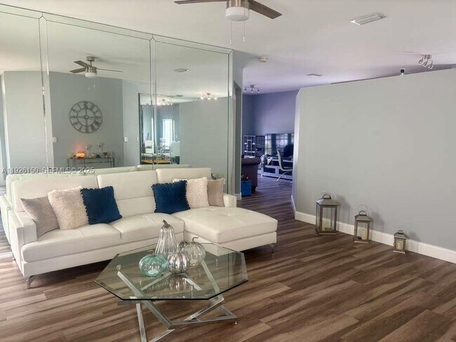 Photo - 17011 NW 13th St