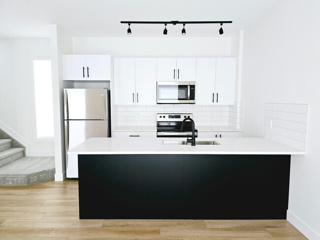 Photo - 10052-10115 115 Ave NW Unit 10052 MAIN