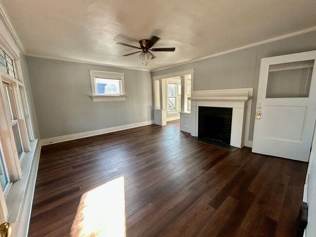 Photo - 1219 W 8th St Unit 1219