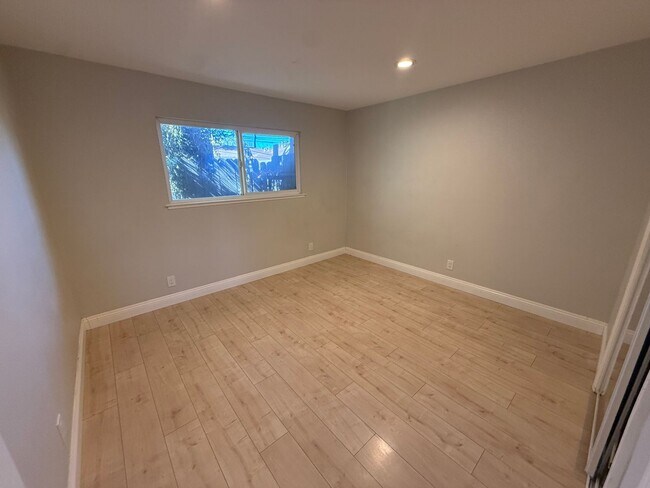 Photo - 1631 Frisbie Ct Unit 3