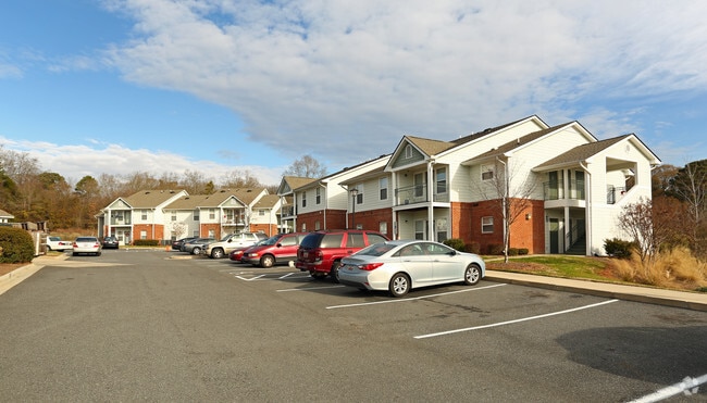 Photo - Miller Grove Apartments