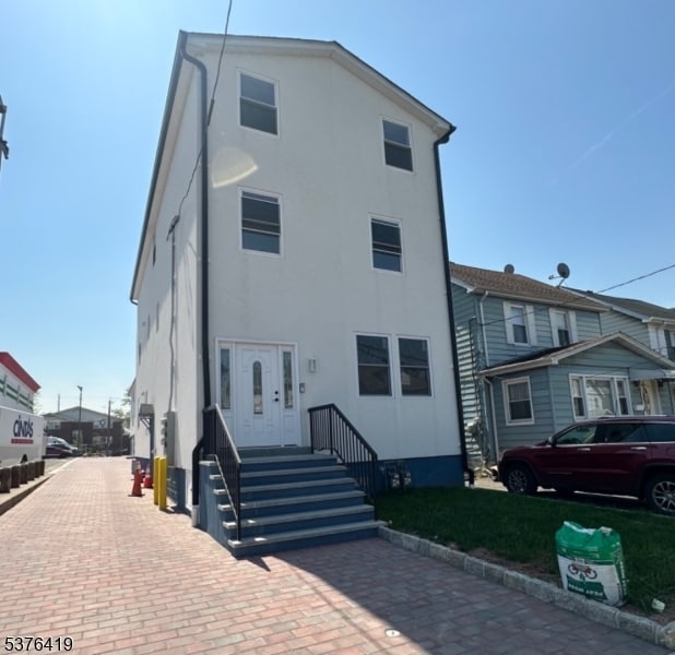 Building Photo - 922 Kenneth Ave Rental
