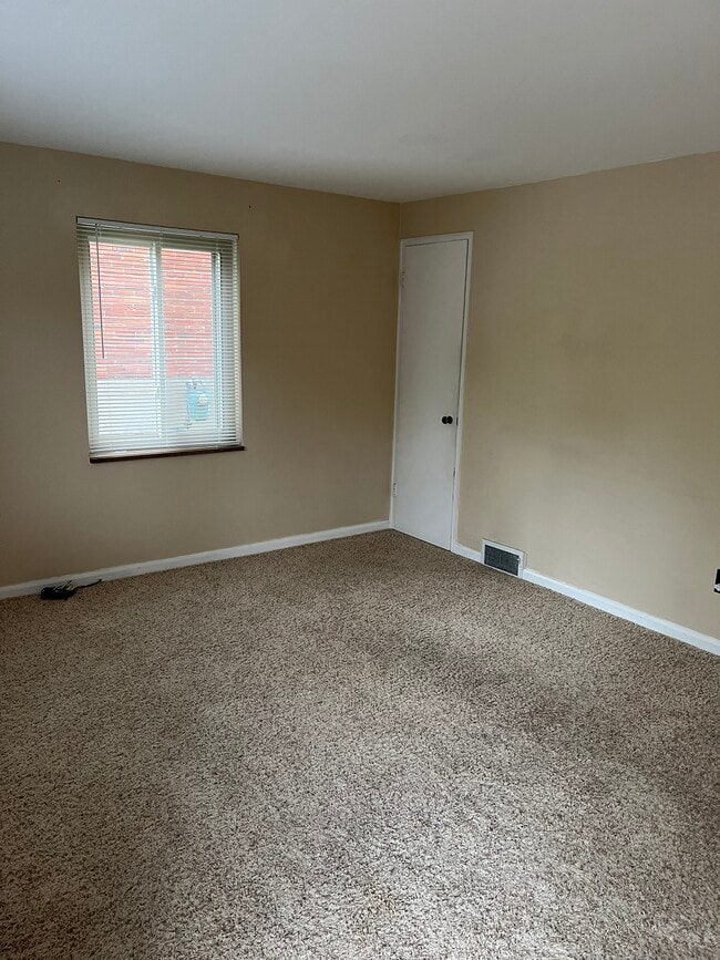 Photo - 709 Vallevista Ave