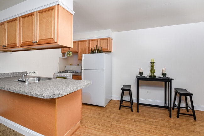 Cramer Hill Apartments & Townhomes