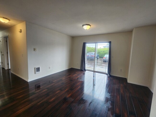 Photo - 3 bed 2 bath Condo for Rent in Columbia Falls, MT. $2,100/month Unit 163A