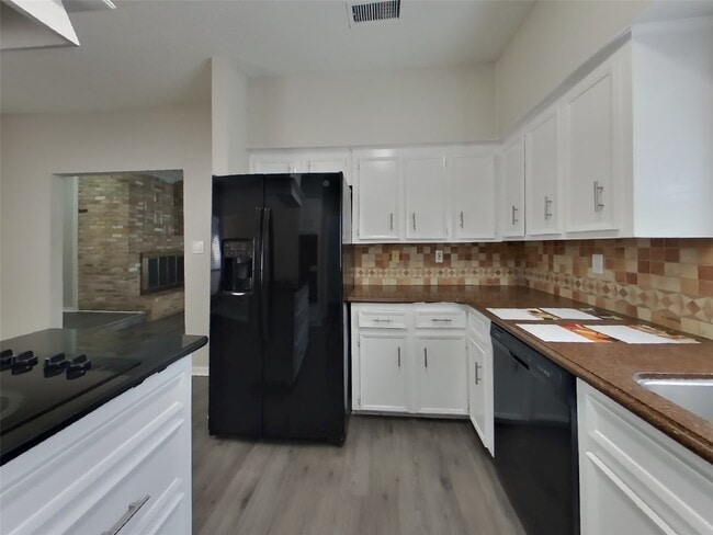 Photo - 535 Shady Brook Dr