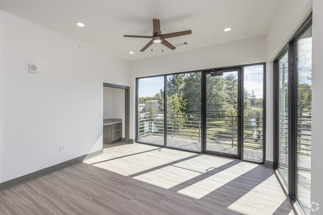 2BR, 2BA - 989SF - Living Room - Big Emma Apartments