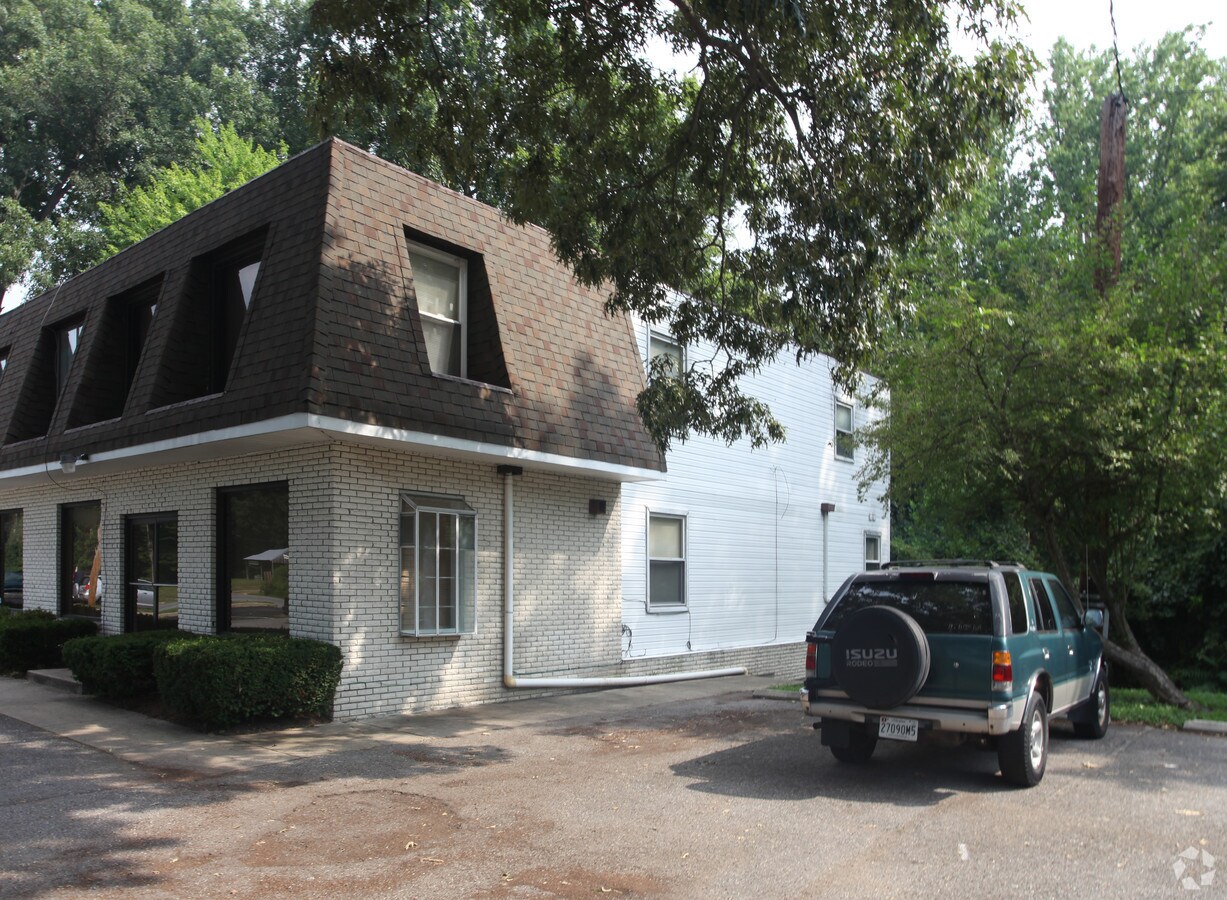 Photo - Ridgeway Building