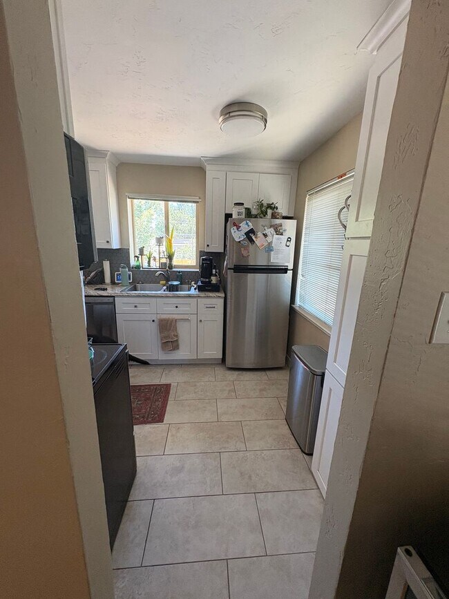 Photo - Updated 2BD Duplex | Edgewater Location