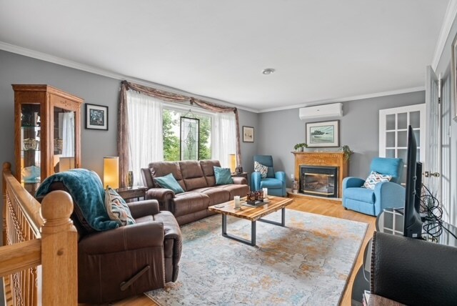 Photo - 35 Hillview Ave