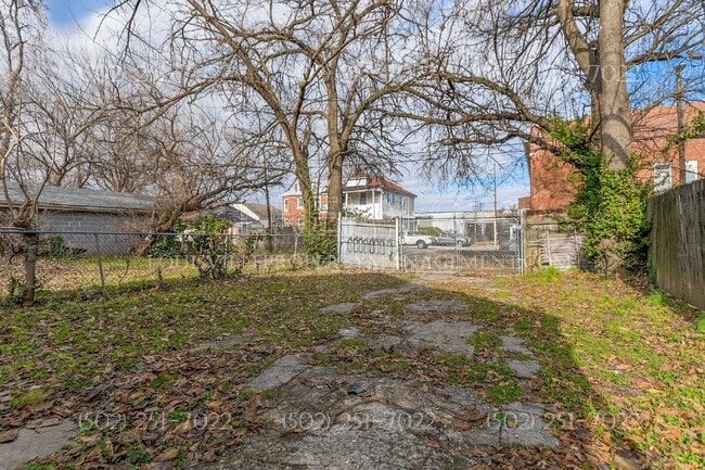 Photo - 1821 Date St