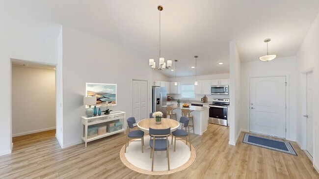 Photo - 2123 Randall Ave SE