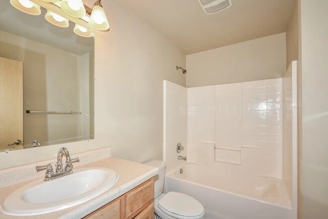 Photo - 5018 200th St Ct E