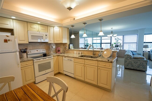 Photo - 3800 Galt Ocean Dr Unidad 1515