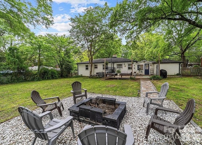Photo - 5212 Pine Dr
