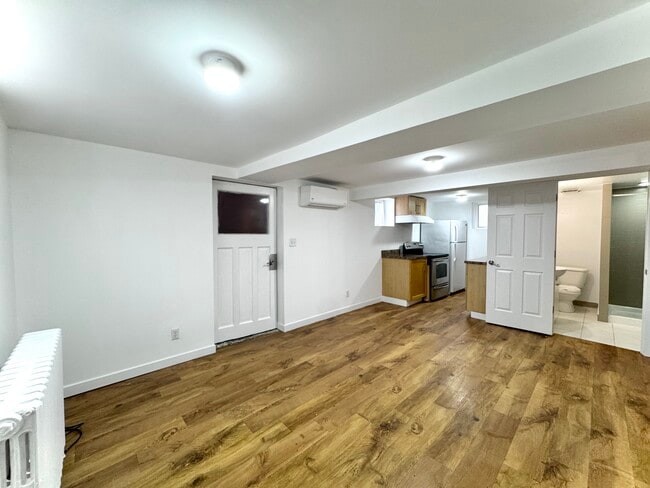 Photo - 135 Chisholm Ave Unité 5