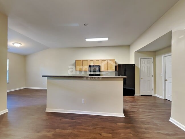 Photo - 12 Comesee Ct