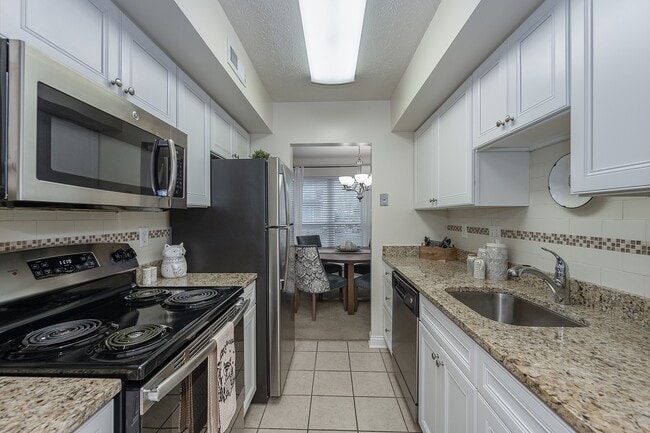 Harpers Point Apartments*