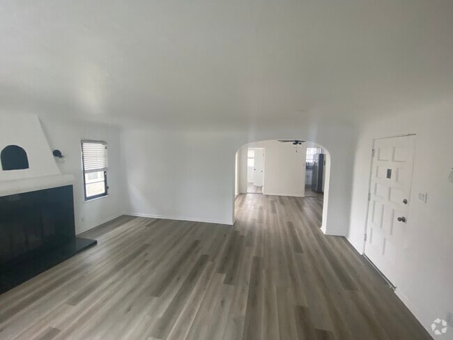 Building Photo - 2702 W 43rd Pl Unit 2702 Rental