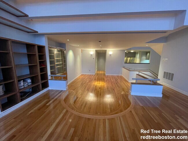 Photo - 27 Bay State Rd Unidad 6