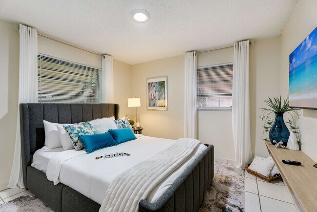 2225 NW 170th Terrace Unit SI ID1580556P