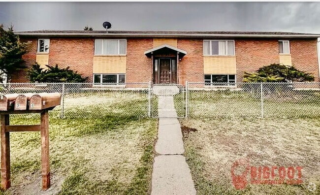 Building Photo - 1431 Aspen St Unit 3 Rental