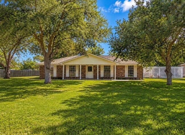 Photo - 3935 Allen Rd