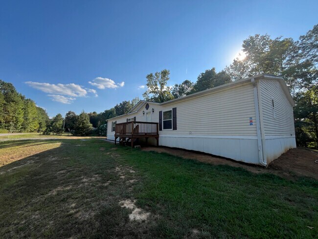 Photo - 16 Madison Dr