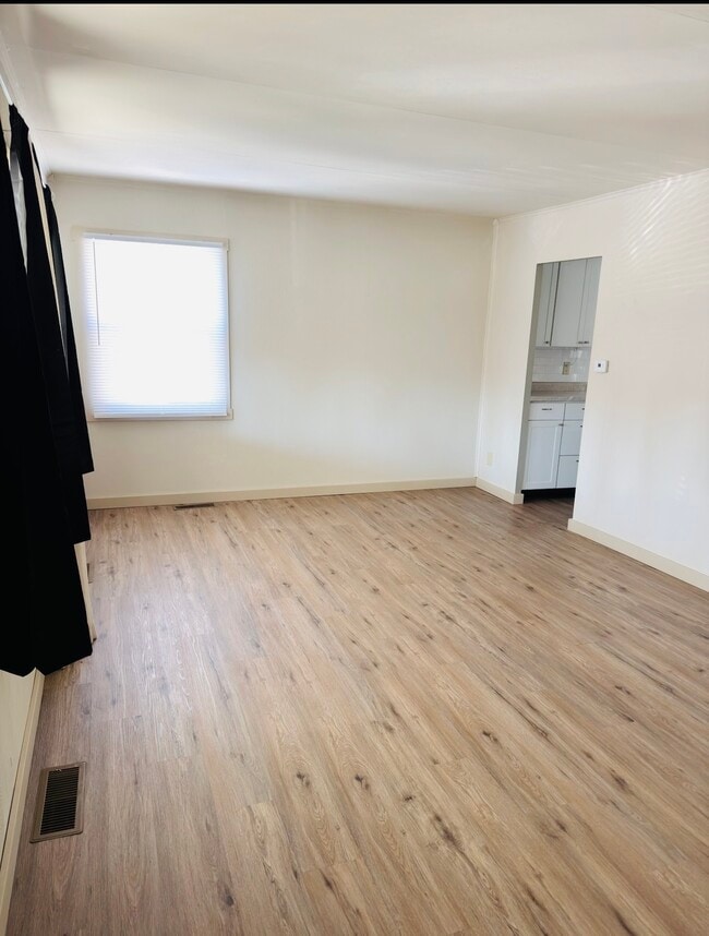 Photo - 2251 Vale Dr