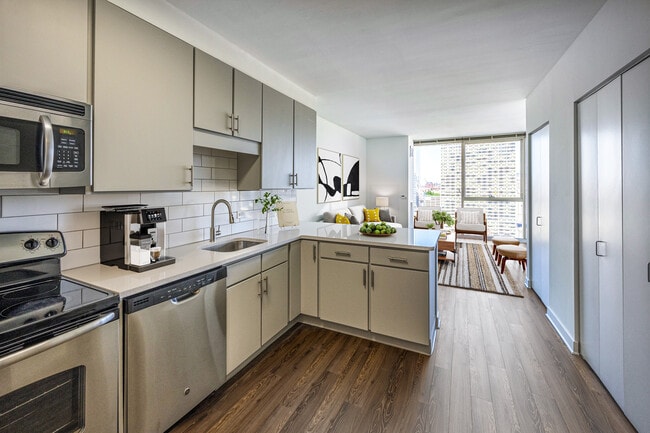 2116 Chestnut