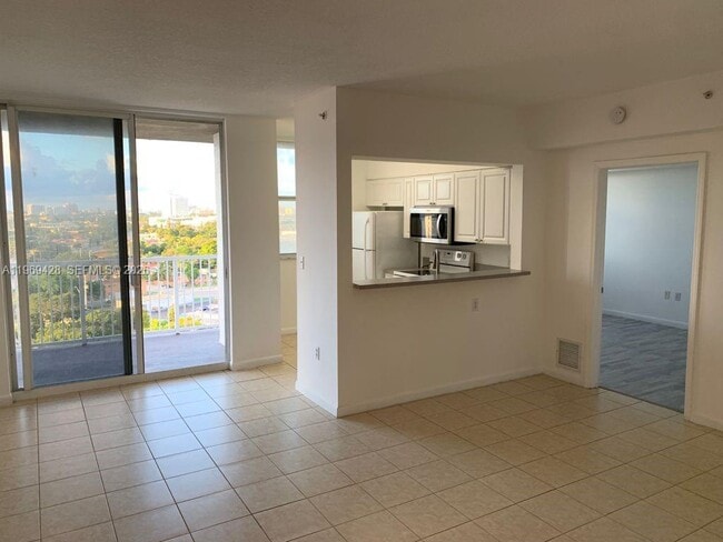 Photo - 1 Glen Royal Pkwy Unit 1107