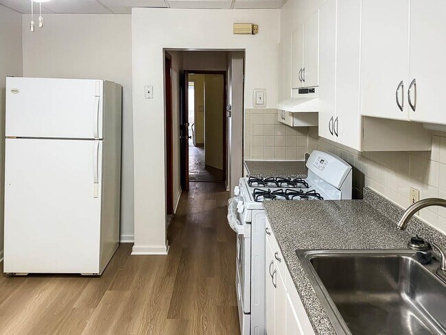 Photo - 61 Wales Ave Unit 2