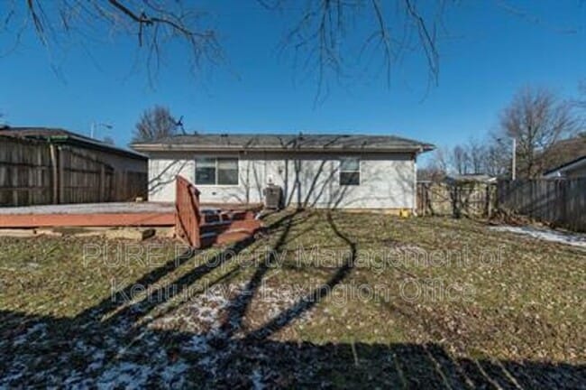 Photo - 304 Woodcross Pl