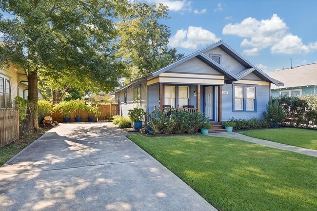 Photo - 1526 Lawson St