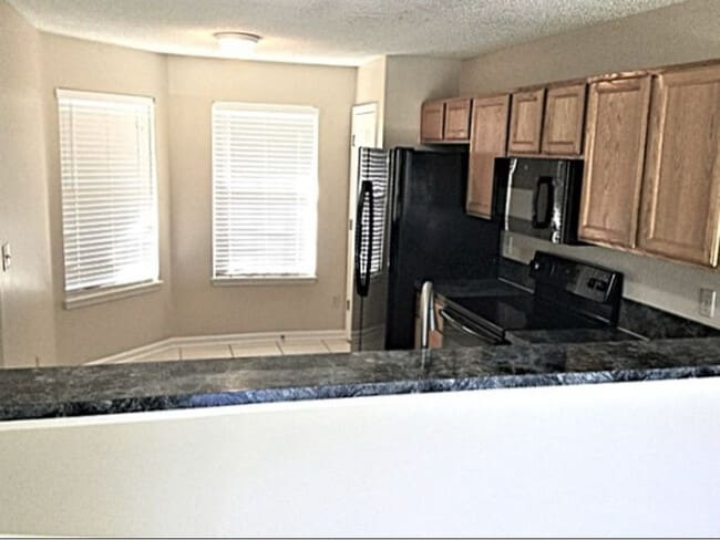 Photo - 4491 Cobblefield Cir E