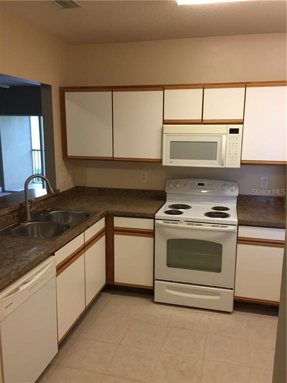 Photo - 6413 Hollydale Pl