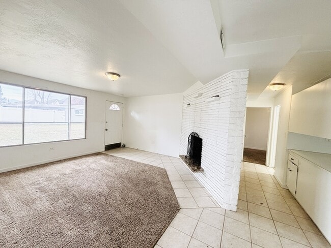 Photo - 13413 Minuteman Dr