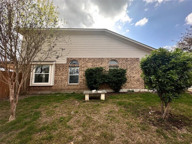 Photo - 326 Wild Plum