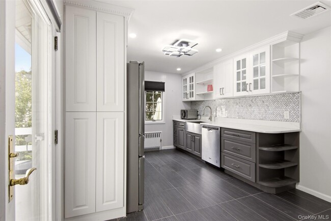 Photo - 21 Sherrard St
