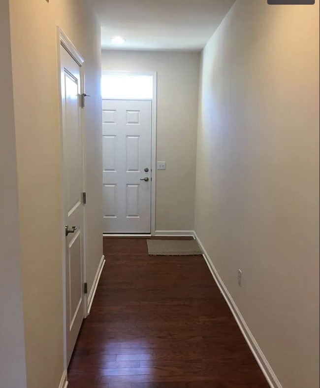 Photo - 8 Irvington Dr