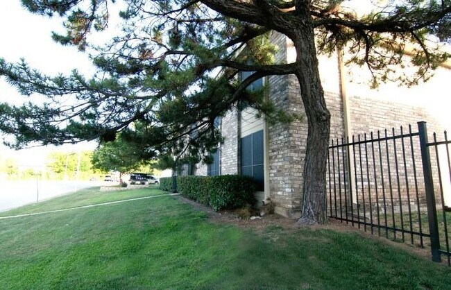 Photo - 1808 S Las Vegas Trail Unidad c2