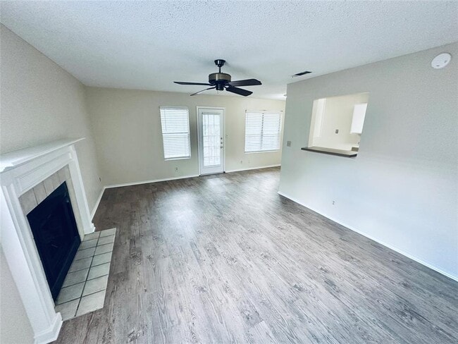 379 Fantail Loop
